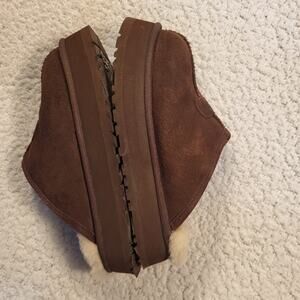 UGG Tazz Platform Slipper Clogs Brown Womens size 6